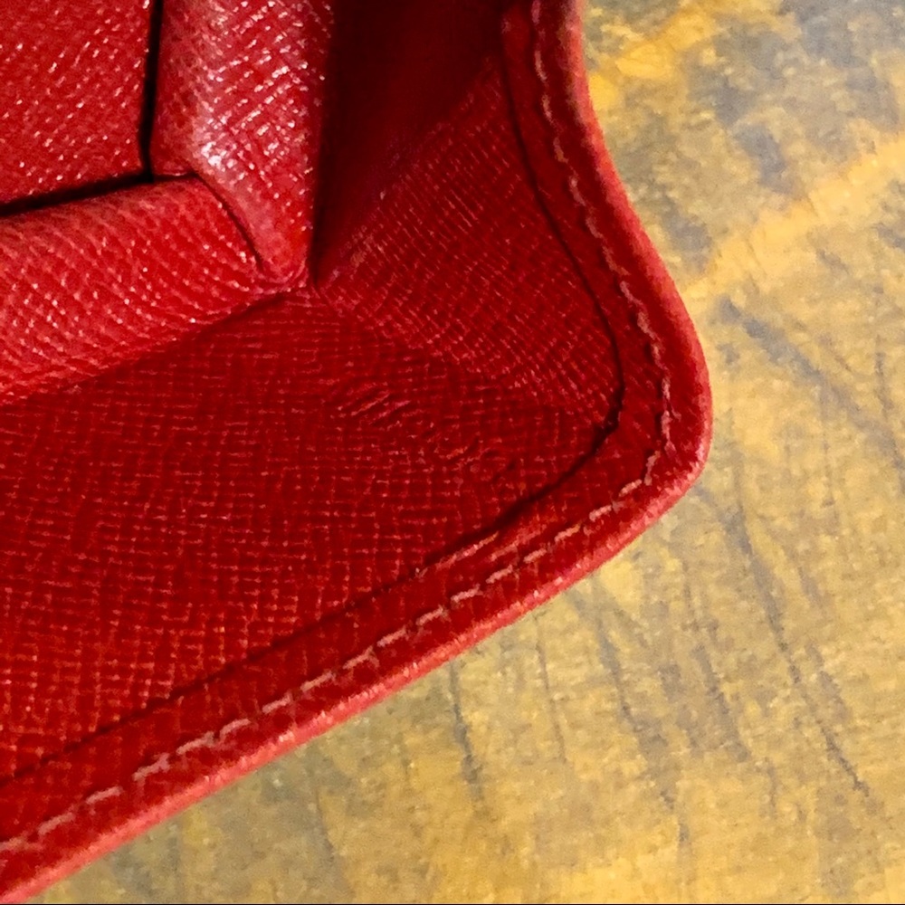 Louis Vuitton Epi Porte-Monnaie Boite Coin Box - Picture 12 of 16